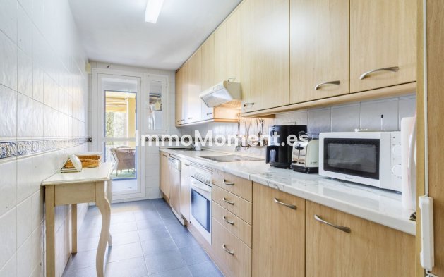 Revente - Appartement - Marbella - Bahía de Marbella