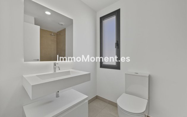 Resale - Villa - Estepona - Atalaya