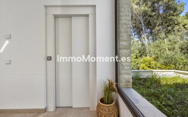 Wiederverkauf - Villa - Marbella - Marbella Centro