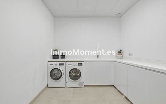 Wiederverkauf - Villa - Marbella - Marbella Centro