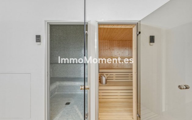 Wiederverkauf - Villa - Marbella - Marbella Centro