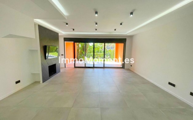 Revente - Maison mitoyenne - Estepona  - New Golden Mile