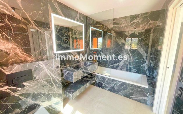Revente - Maison mitoyenne - Estepona  - New Golden Mile