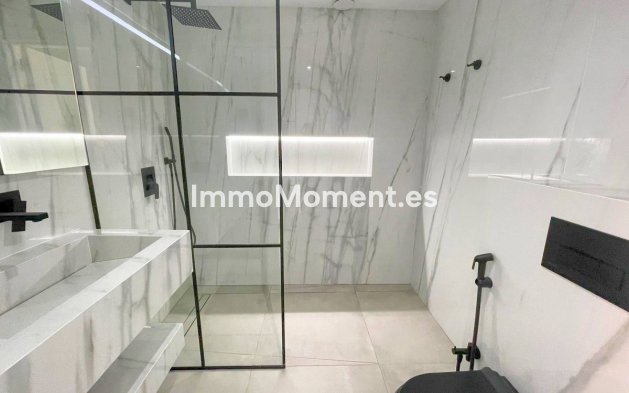Revente - Maison mitoyenne - Estepona  - New Golden Mile