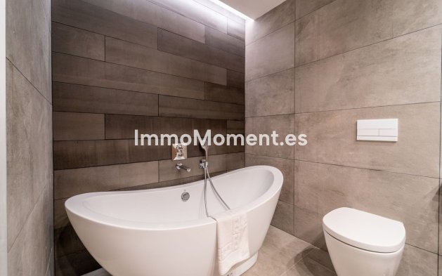 Wiederverkauf - Villa - Benalmadena - Benalmadena Costa