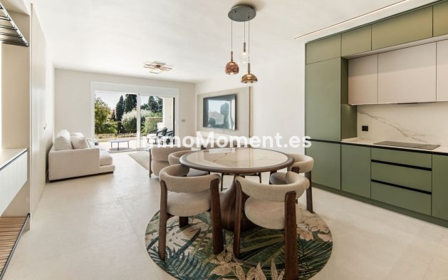 Wiederverkauf - Wohnung - Marbella - Nueva Andalucía