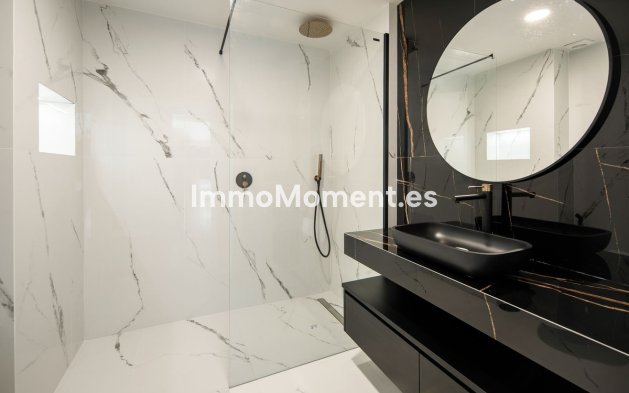 Wiederverkauf - Wohnung - Marbella - Nueva Andalucía