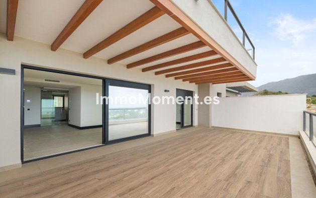 Resale - Apartment - Marbella - Nueva Andalucía