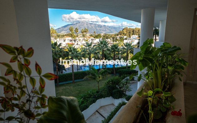 Wiederverkauf - Wohnung - Marbella - Guadalmina Baja