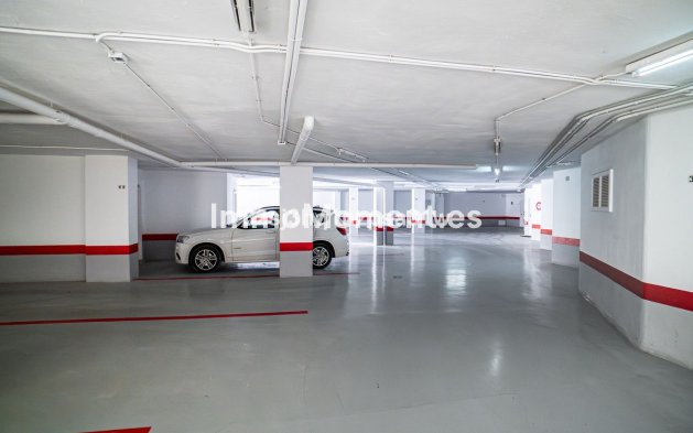 Wiederverkauf - Wohnung - Marbella - Guadalmina Baja