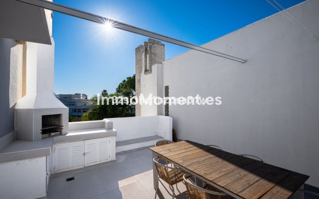 Revente - Appartement - Marbella - Nueva Andalucía