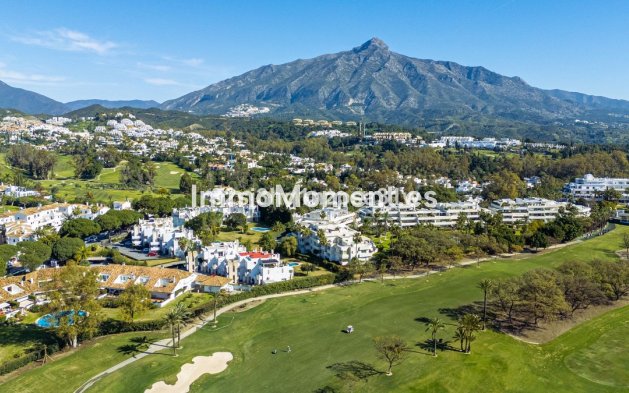 Revente - Appartement - Marbella - Nueva Andalucía