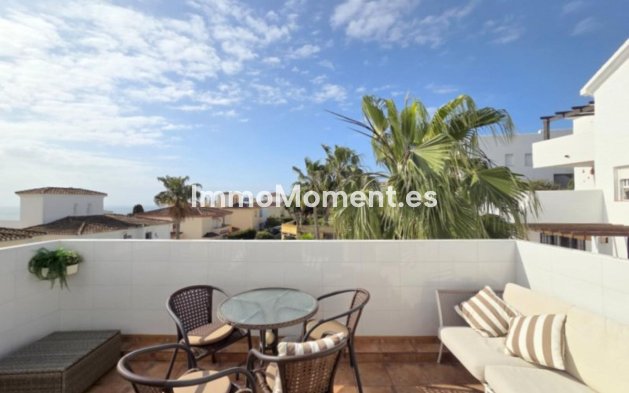 Resale - Apartment - Manilva - La Duquesa