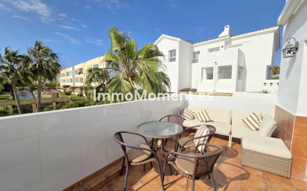 Resale - Apartment - Manilva - La Duquesa