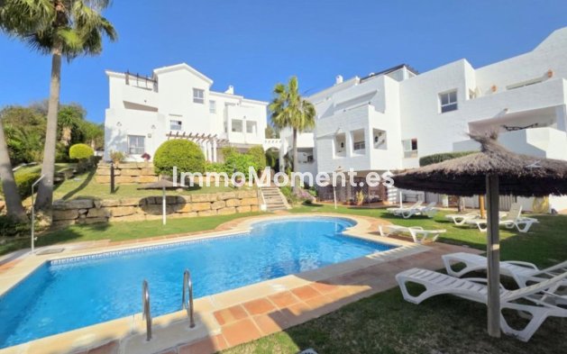 Resale - Apartment - Manilva - La Duquesa