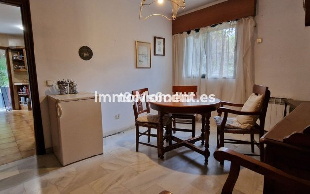 Reventa - Villa - Marbella - Marbella Centro