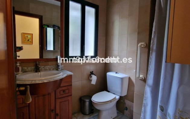 Reventa - Villa - Marbella - Marbella Centro