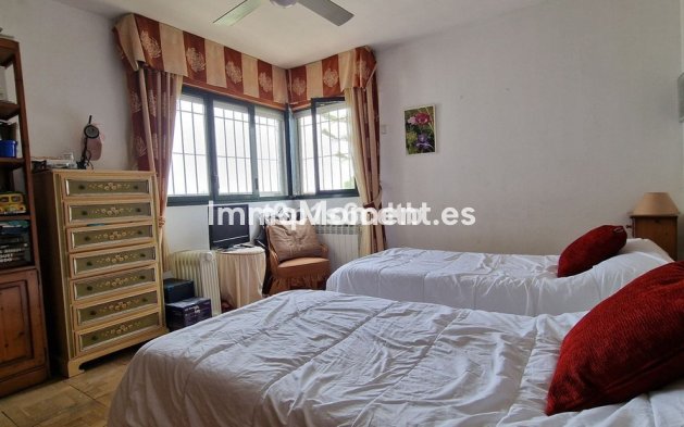 Reventa - Villa - Marbella - Marbella Centro