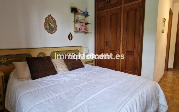 Reventa - Villa - Marbella - Marbella Centro