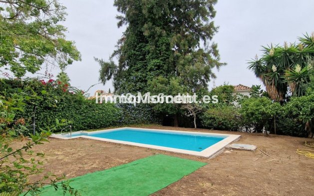 Reventa - Villa - Marbella - Marbella Centro