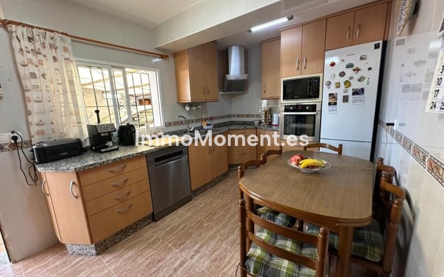 Revente - Villa - Intérieur                       - Churriana