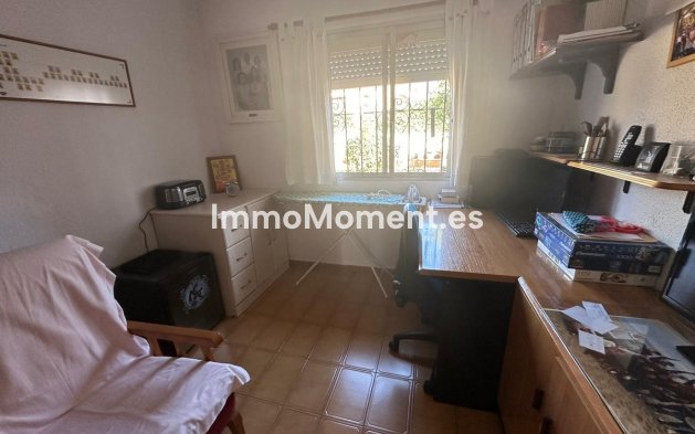 Revente - Villa - Intérieur                       - Churriana