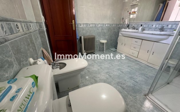 Revente - Villa - Intérieur                       - Churriana