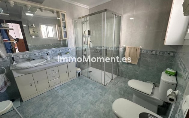 Revente - Villa - Intérieur                       - Churriana