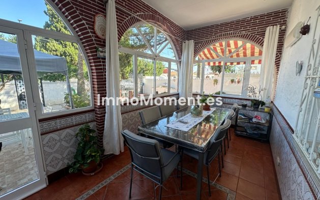 Revente - Villa - Intérieur                       - Churriana