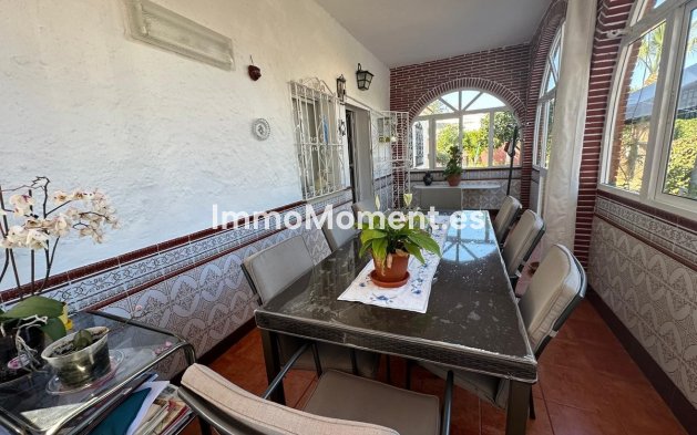 Revente - Villa - Intérieur                       - Churriana