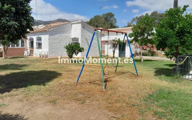 Revente - Villa - Intérieur                       - Churriana