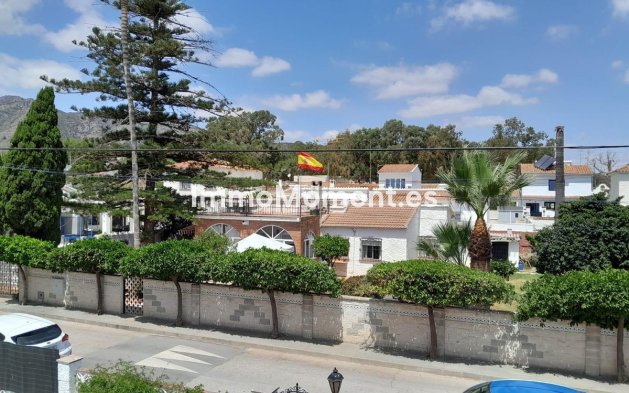 Revente - Villa - Intérieur                       - Churriana