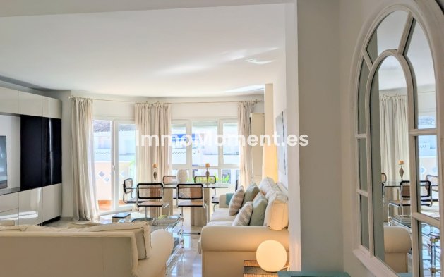 Wiederverkauf - Wohnung - Marbella - San Pedro de Alcántara