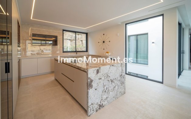 Revente - Villa individuelle - Estepona  - New Golden Mile