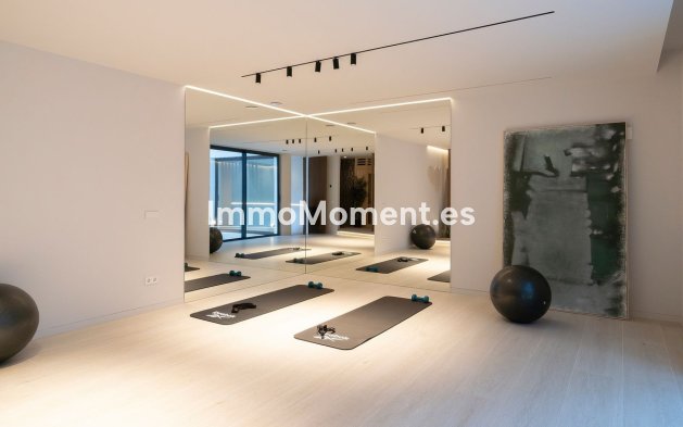 Revente - Villa individuelle - Estepona  - New Golden Mile