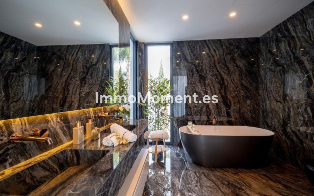 Revente - Villa individuelle - Estepona  - New Golden Mile