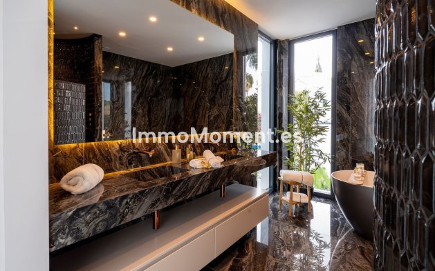Revente - Villa individuelle - Estepona  - New Golden Mile