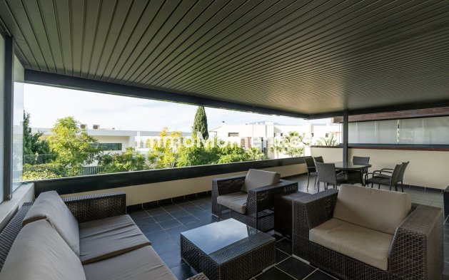 Resale - Apartment - Málaga - Benahavís