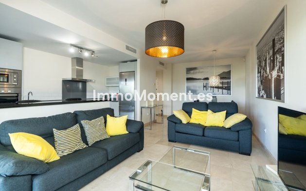Resale - Apartment - Málaga - Benahavís