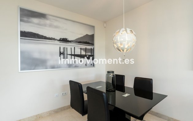 Resale - Apartment - Málaga - Benahavís