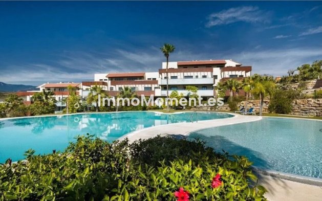 Resale - Apartment - Málaga - Benahavís