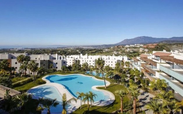 Resale - Apartment - Málaga - Benahavís
