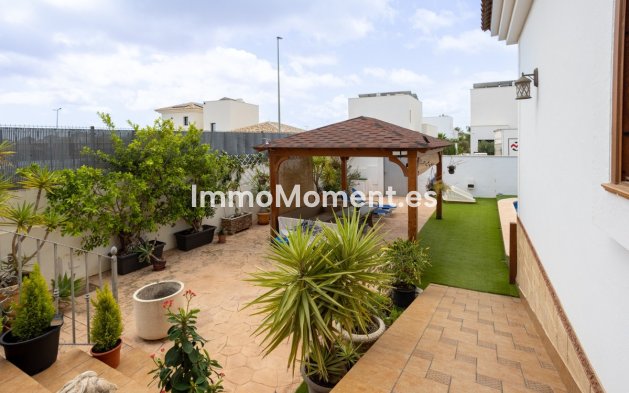 Resale - Villa - Los Montesinos - Los Montesinos Centro