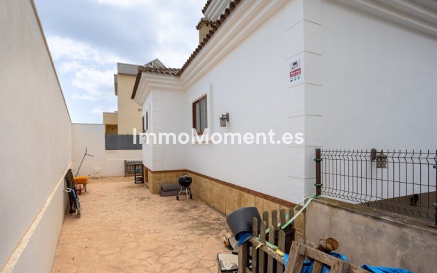 Resale - Villa - Los Montesinos - Los Montesinos Centro