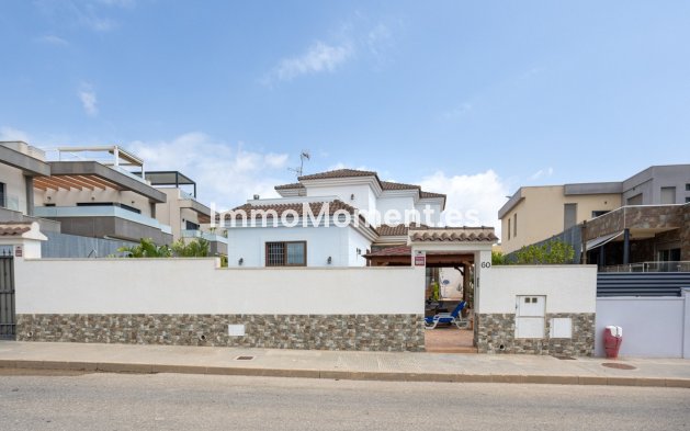 Resale - Villa - Los Montesinos - Los Montesinos Centro