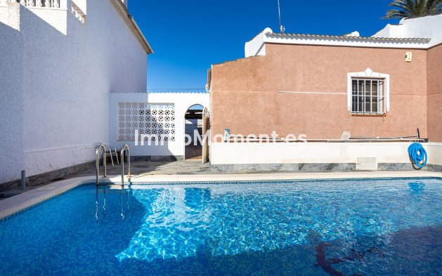Wiederverkauf - Villa - Torrevieja - Torrevieja Centro