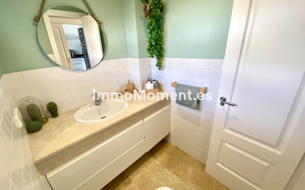 Revente - Maison mitoyenne - Estepona  - Estepona Centro