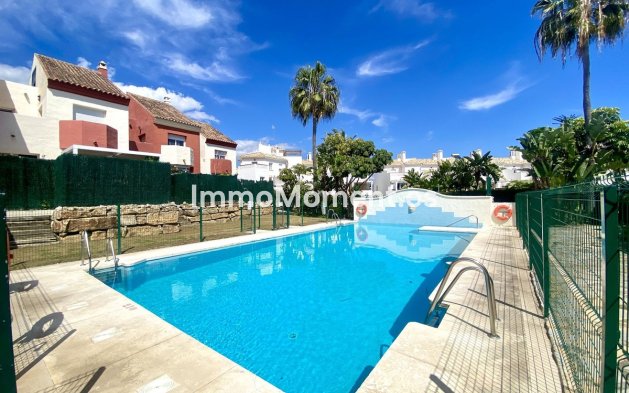 Revente - Maison mitoyenne - Estepona  - Estepona Centro
