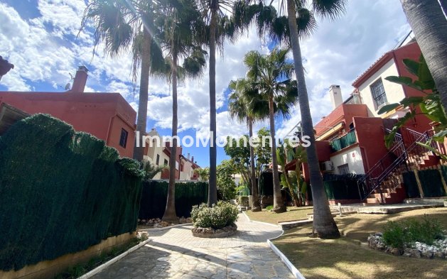 Revente - Maison mitoyenne - Estepona  - Estepona Centro