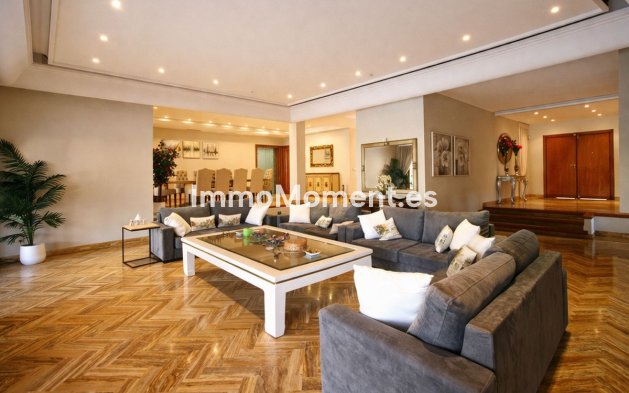 Revente - Villa - Marbella - Puerto Banús